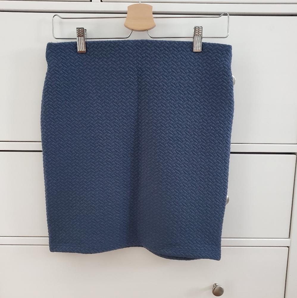 Navy blue pull on pencil skirt